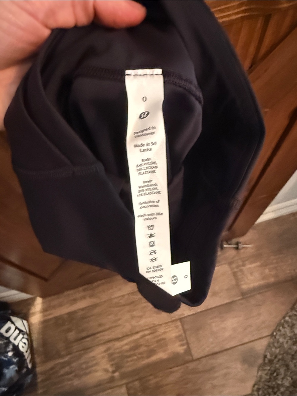 Lululemon 5 pocket HR run crop 23" size 2 black - Picture 5 of 5